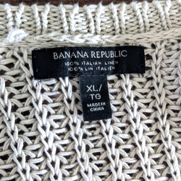 3 for $30 Banana Republic sweater - Picture 2 of 5